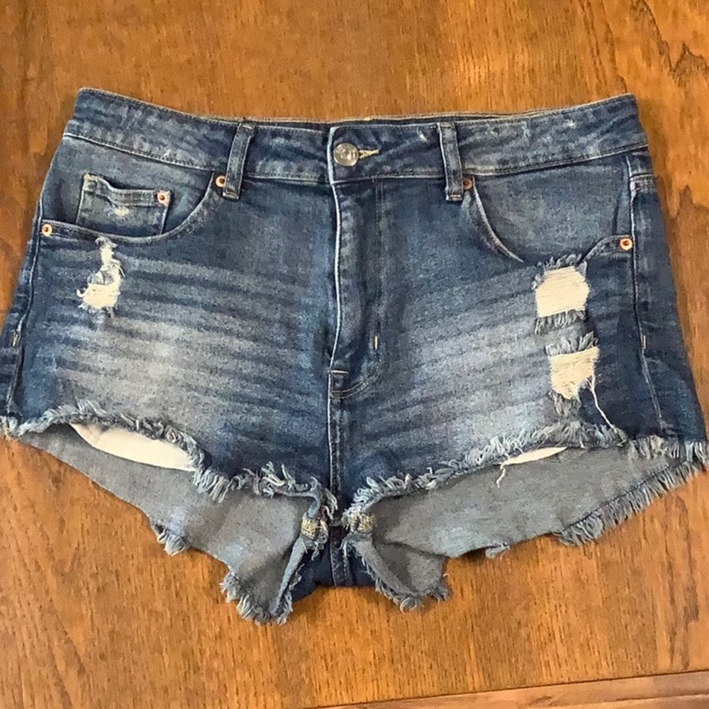 Short shorts!